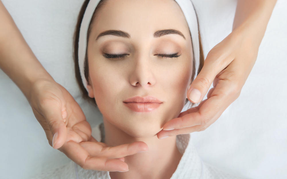 6 Surprising Benefits of Facials for your Skin